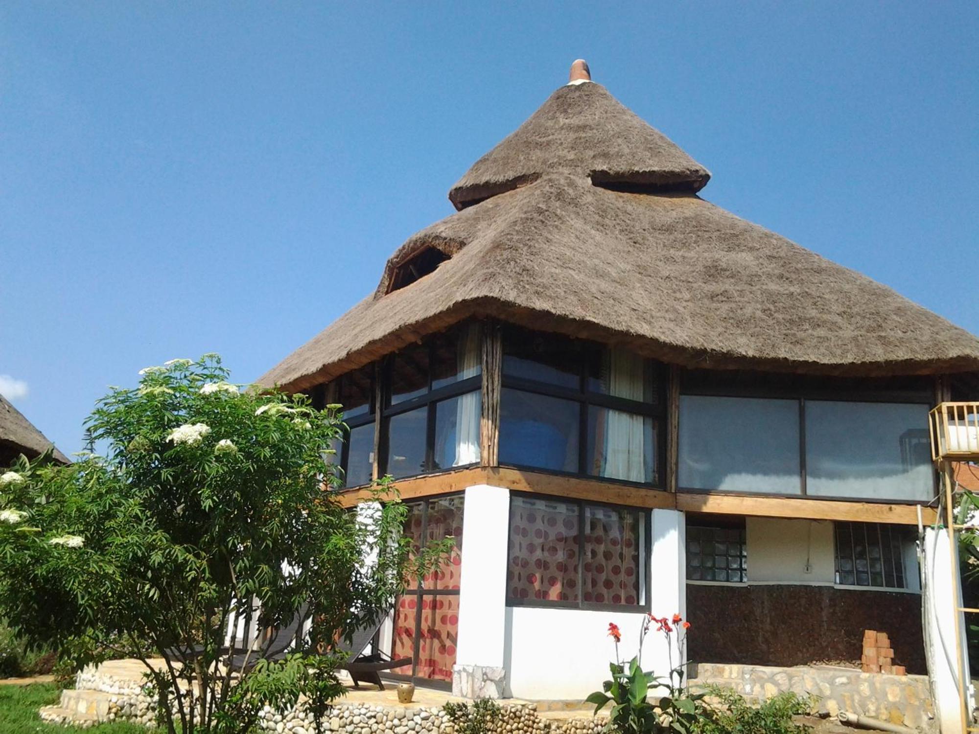 Malakai Eco Lodge Kitende Экстерьер фото