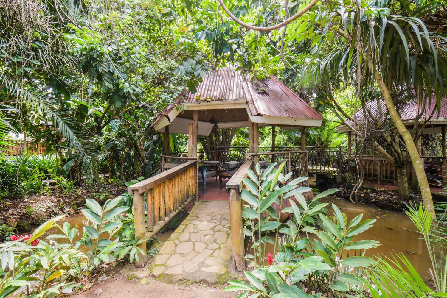 Malakai Eco Lodge Kitende Экстерьер фото